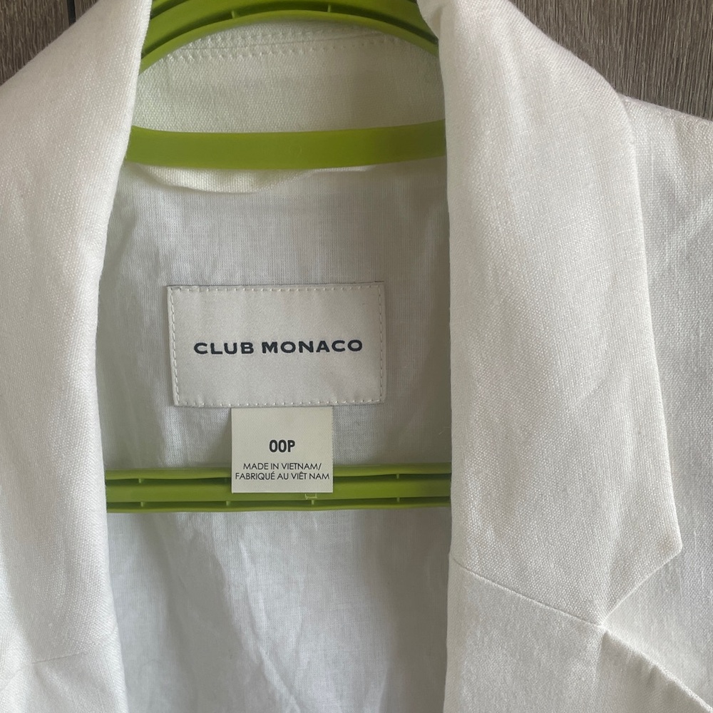 Club Monaco Classic Cream Blazer - Picture 2 of 4